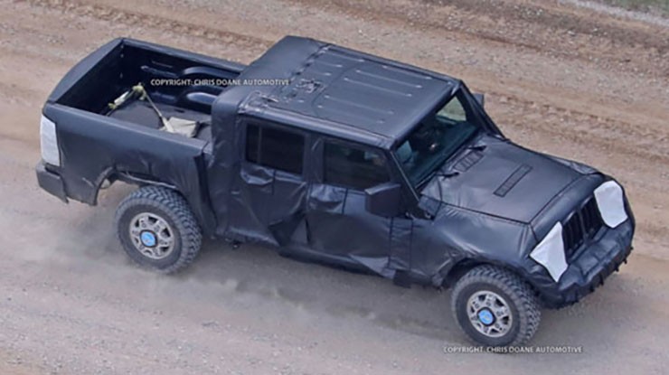 2019 Jeep Pickup Spied - Will There Be A Diesel-Powered Rubicon Edition?