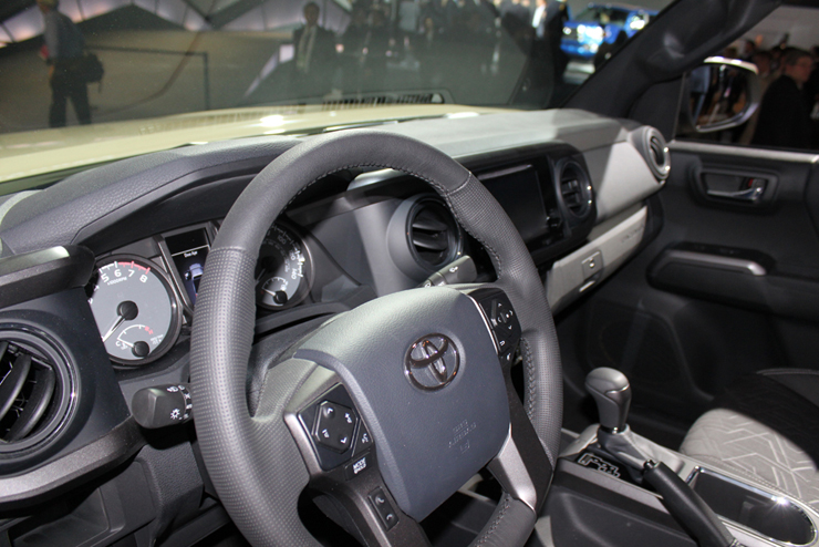 2016 Toyota Tacoma Debuts - Cautious Upgrade
