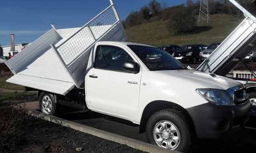 Hilux cab chassis side dump