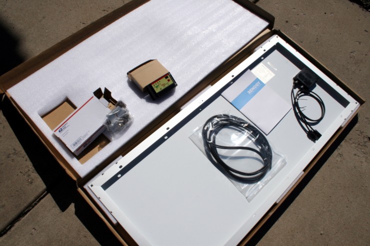 Renogy solar power charging kit