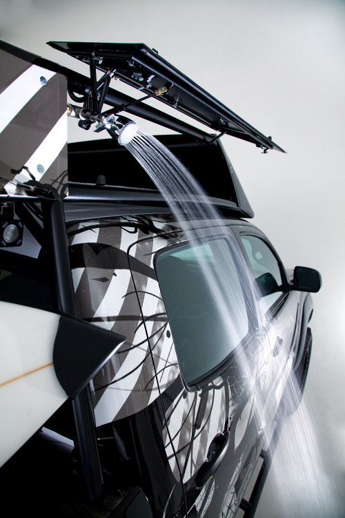 Rinse off under the integrated shower head 2011 Oakley Tacoma shower